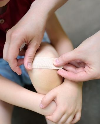 Trousse à pharmacie pour assistante maternelle