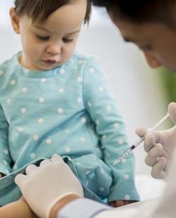 Vaccins obligatoires pour faire garder enfant par une assistante maternelle