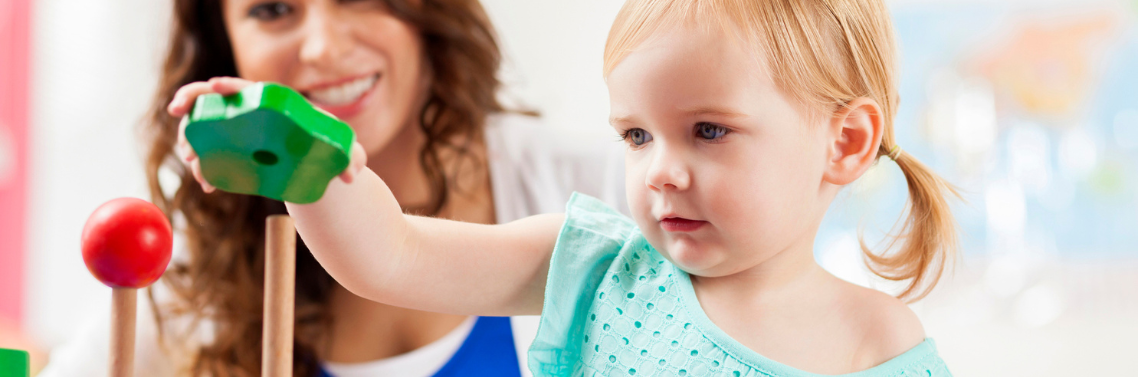 Rôle du professionnel dans le jeu de l'enfant 1 Rôle du professionnel dans le jeu
